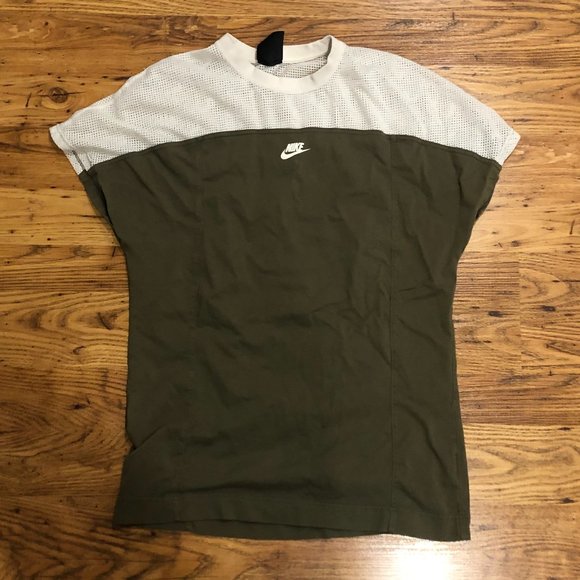 NIKE Dress - Picture 1 of 2